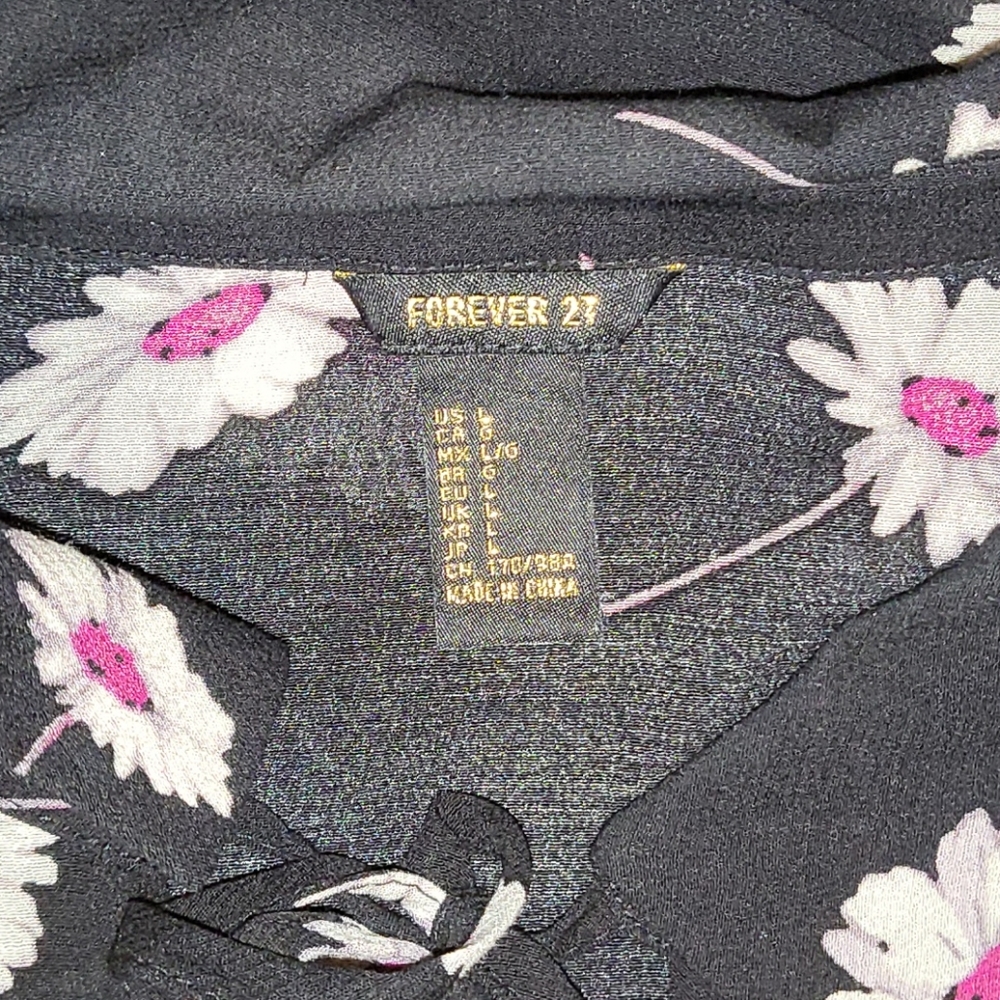 Flowy blouse used twice with flowers